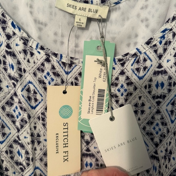 Skies Are Blue Stitch Fix Geometric Print Blouse with Lace Hem new with tags - Picture 2 of 8